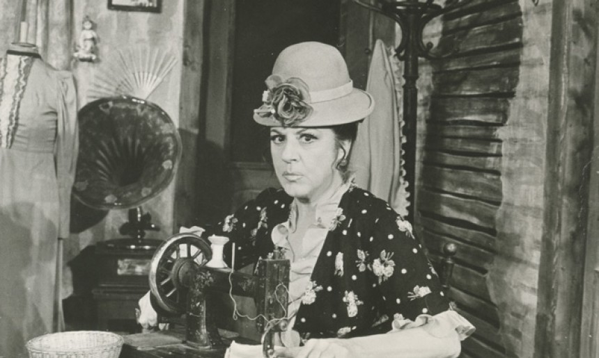 Μαίρη Αρώνη (1916-1992)